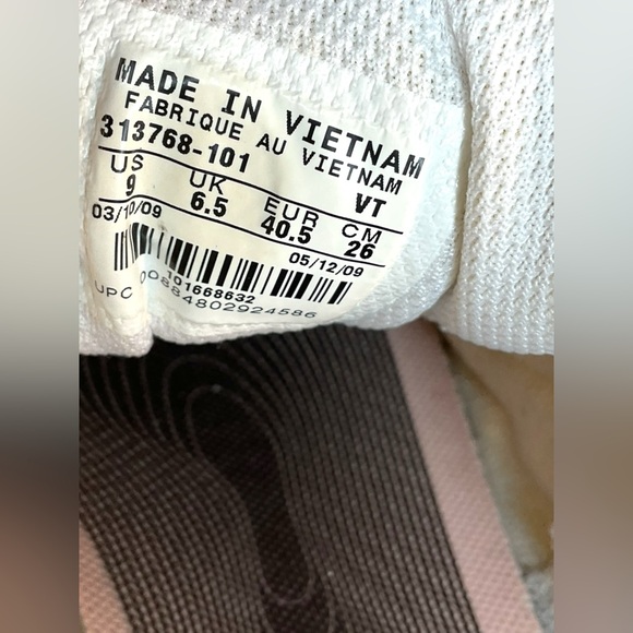 Nike Women’s Cheer/Dance Musique White Training Sneakers #313768-101 Size 9 - Picture 8 of 14